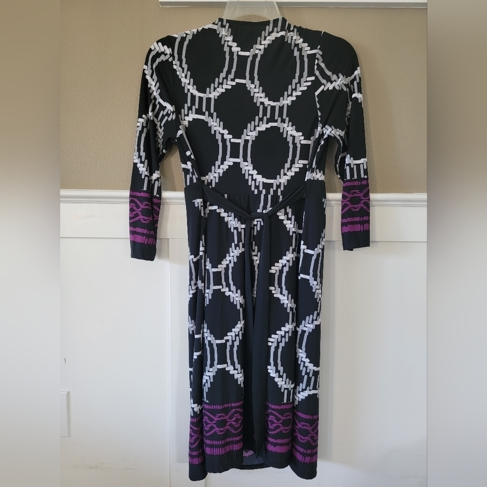 Liz Lange Maternity Dress, Black/White/Light Grey/Purple, Size‎ Medium - Picture 2 of 4